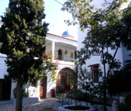 In curtea Manastirii Hrisosleontisas